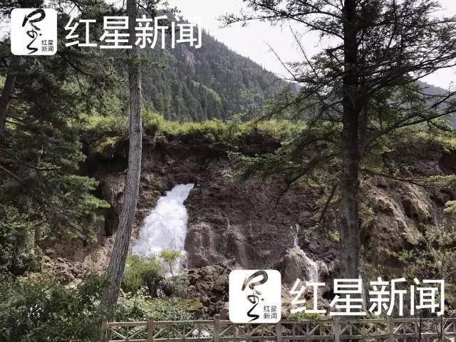 九寨沟诺日朗瀑布垮塌 专家:修复是世界难题