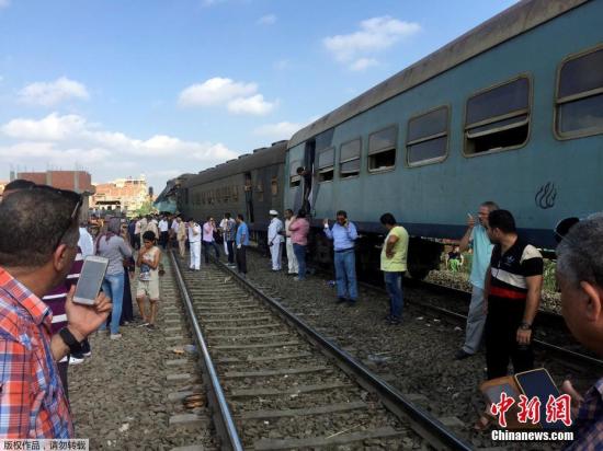 埃及火车相撞致逾150人死伤 司机未看见信号灯
