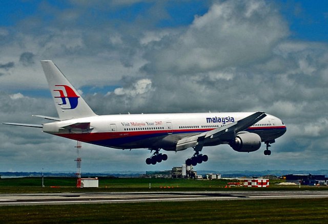 马来西亚航空公司与载239人飞机失去联系