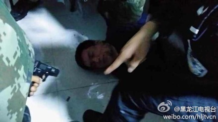 黑龙江杀警越狱案2名逃犯被抓 现场图片曝光