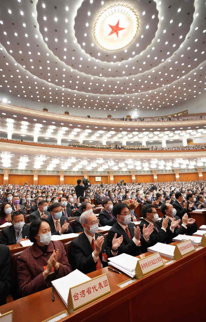 燕雁 岳月伟 陈晔华 摄3月5日,第十三届全国人民代表大会第四次会议在