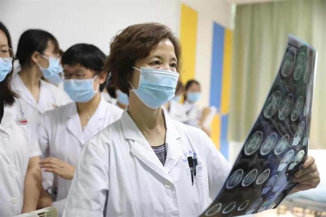 神经疾病专家西安交大二附院小儿内科神经康复学组带头人黄绍平教授