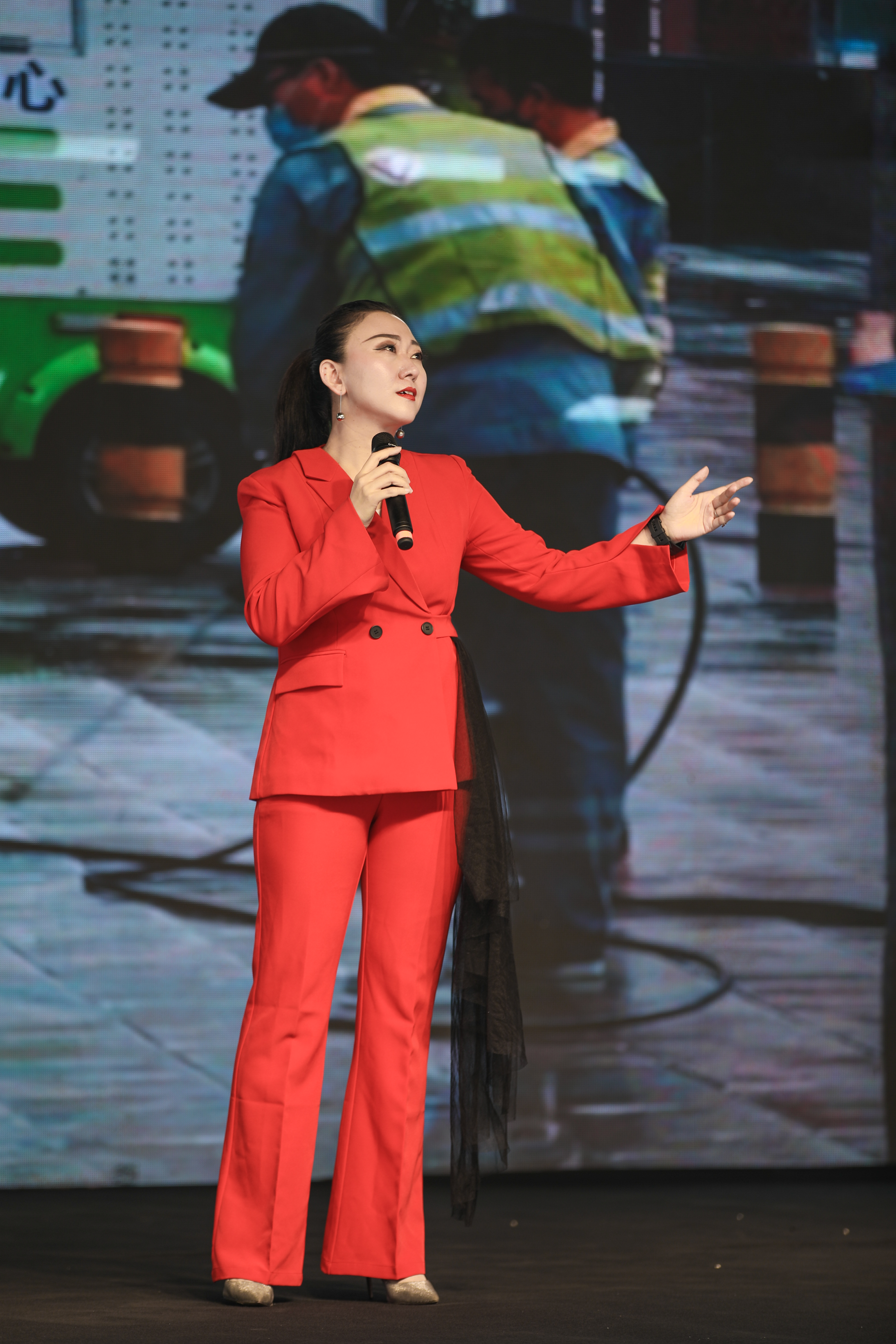 王雨欣 摄本次活动由中共青岛市委宣传部,中共青岛市委教育工作委员会