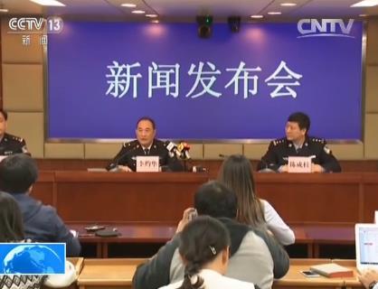 东莞运钞车被砸案细节：押运员多次警告别砸车