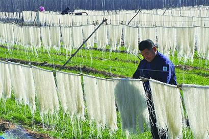 揭秘青岛粉条村 年前每户村民收入六七万