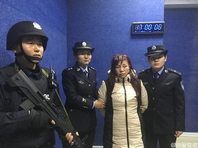 警方公布抢女童嫌犯照片 网友:马赛克给满分 警方公布抢女童嫌犯照片 网友:马赛克给满分