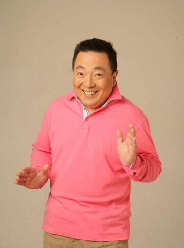 主持人董浩自曝4月正式退休 发文谢观众