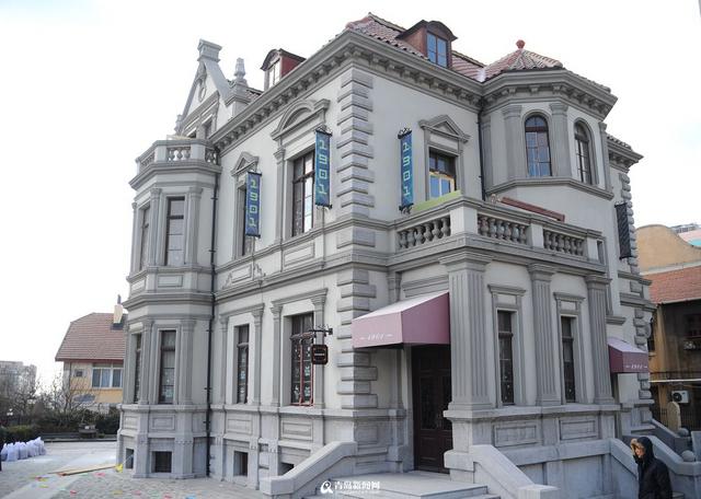 安娜别墅全球招商 百年老楼未来引关注(组图)