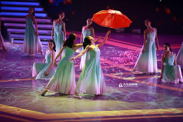 2016青岛春晚抢先看 青岛明星回家过年