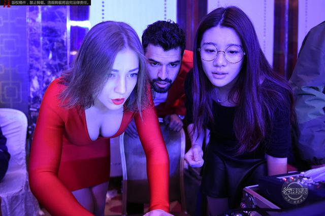 90后“外模”美女经纪人