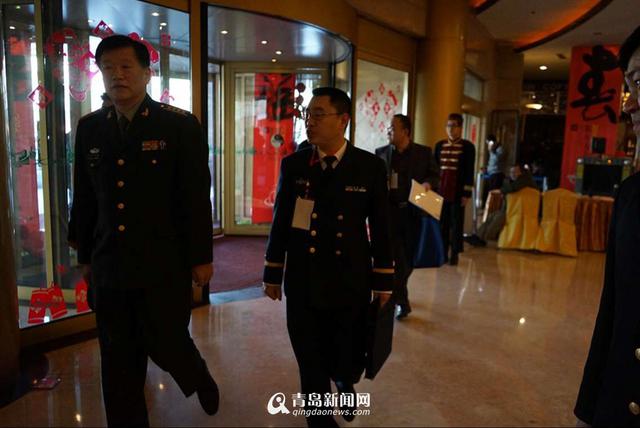 市十五届人大五次会议明开幕 代表报到