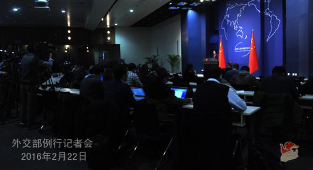 外交部:美舰机抵近侦察才是南海“军事化”最大诱因 外交部:美舰机抵近侦察才是南海“军事化”最大诱因