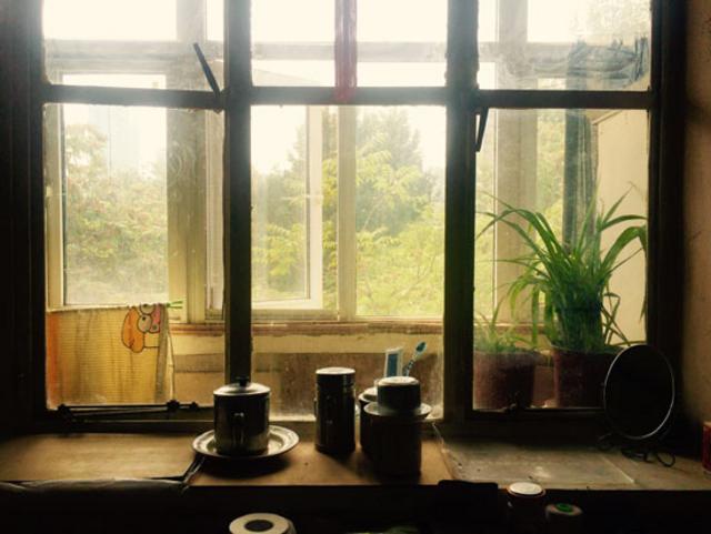 父母花光积蓄为儿北京买房 比他们结婚时还破