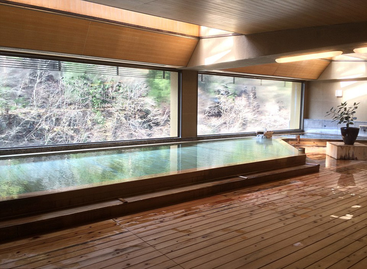 日温泉馆经营1311年成“世界最老旅馆”