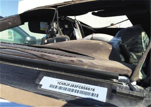 天津港爆炸受损车'洗白'入市