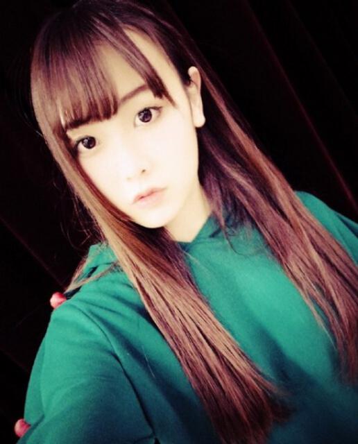 SNH48成员与女伴起争执 全身被点燃