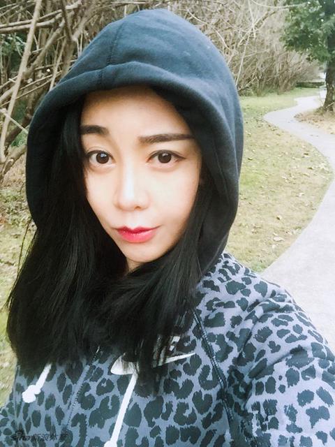 非诚勿扰女嘉宾爱健身 身材火辣走红网络(图)