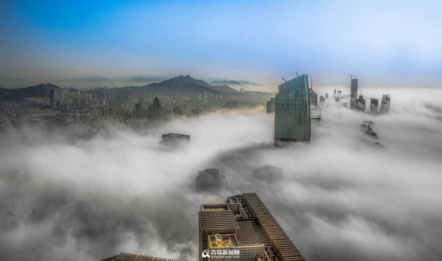 200米高空俯拍云雾青岛 治愈系美图养眼