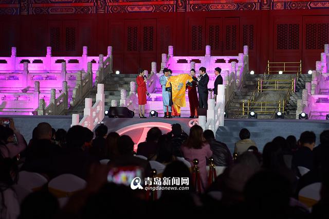 东方影都吉祥物发布 维塔斯李玉刚飙歌 东方影都吉祥物发布 维塔斯李玉刚飙歌