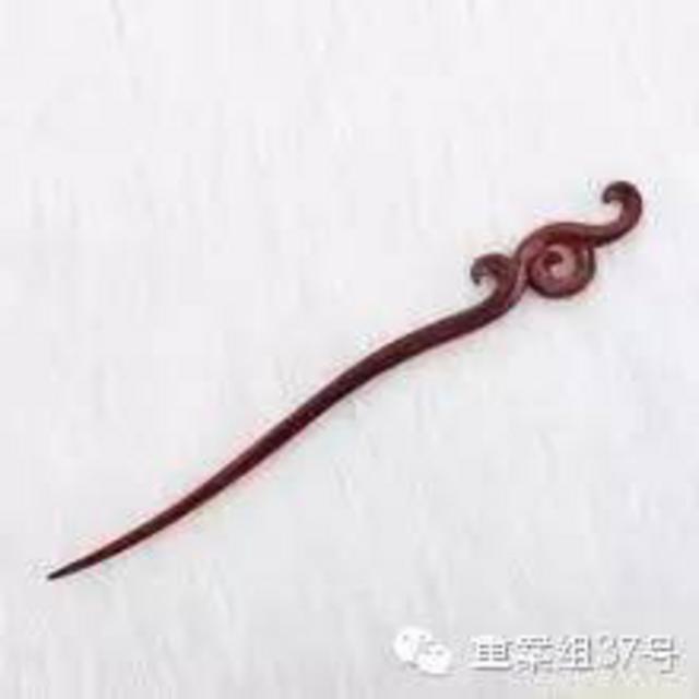 也可以用辣椒水自制防狼喷雾剂