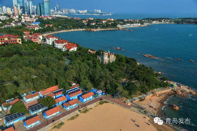 高清:飞越青岛看海湾 湾岬相连显别样风情