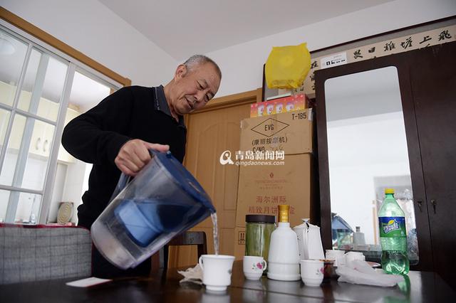 青岛好女婿:古稀老人照顾九旬岳父母 从未红脸