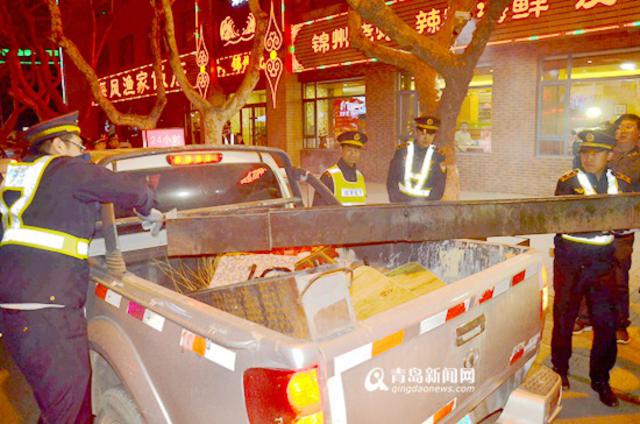 青岛开启露天烧烤整治季 李沧查扣30个烧烤炉 青岛开启露天烧烤整治季 李沧查扣30个烧烤炉