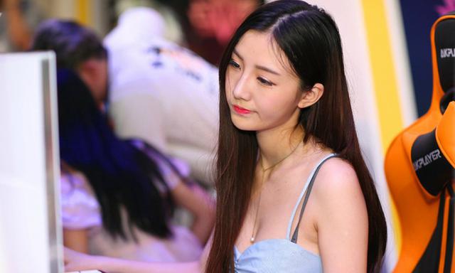 揭秘电竞陪玩服务:收入高 但并无肮脏交易 揭秘电竞陪玩服务:收入高 但并无肮脏交易