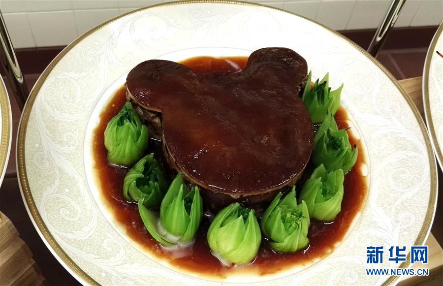 上海迪士尼首次揭秘菜单：“米奇大圆蹄”亮眼
