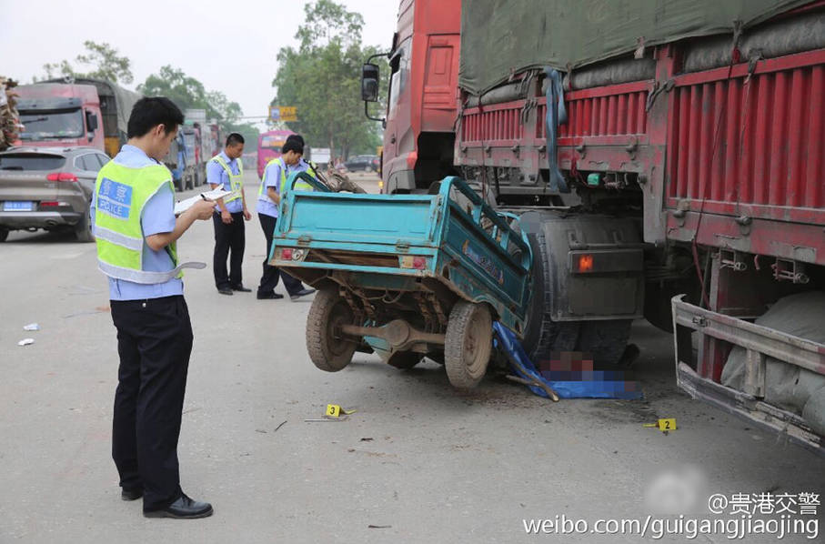 3岁男童不慎启动三轮 遭重卡压死