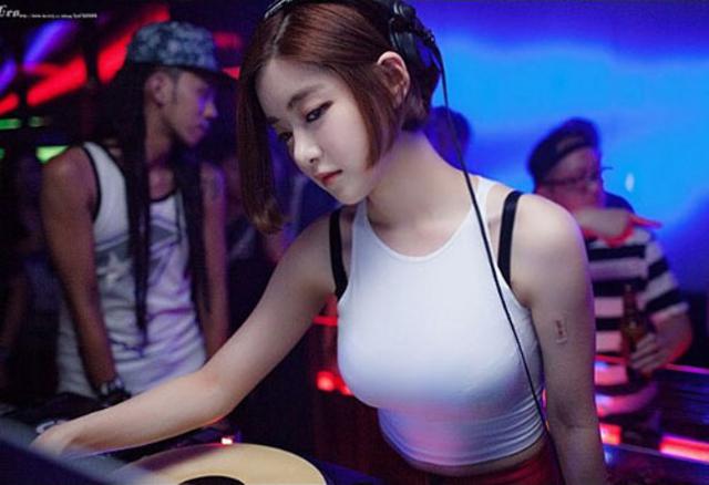 韩国最美DJ性感私照曝光