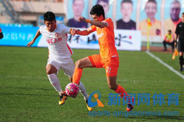 门将刘军神勇扑出点球 中能止住连败势头