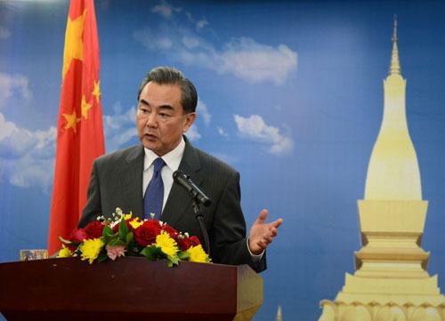 王毅出访文莱柬埔寨老挝 就南海问题达成共识