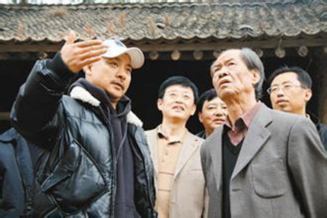 陈忠实为写《白鹿原》辞厅官 多次来山东(图) 陈忠实为写《白鹿原》辞厅官 多次来山东(图)