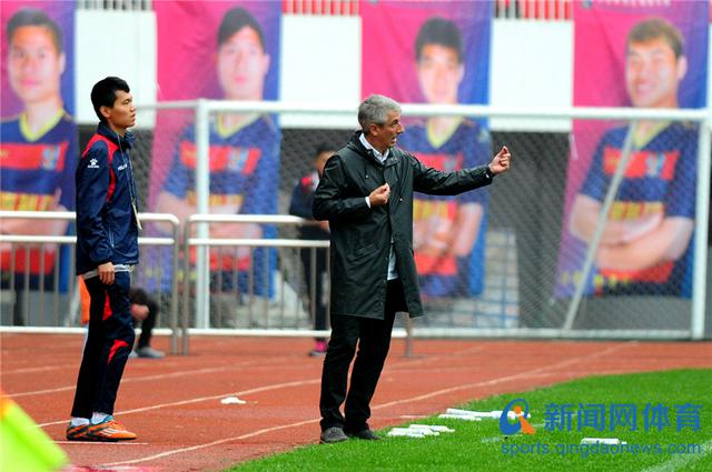 黄海胜北控豪取四连胜 登顶中甲积分榜 黄海胜北控豪取四连胜 登顶中甲积分榜