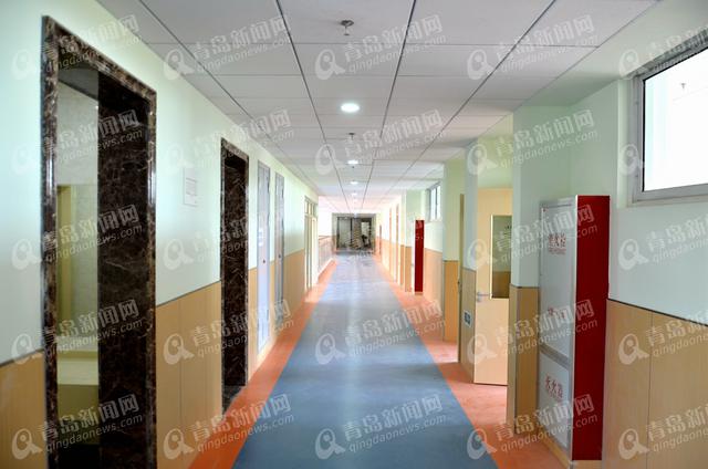 青岛九中:地板都是法国货