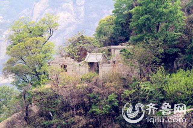 组图:美景相伴吃海鲜 青岛海鲜最正宗十大渔村