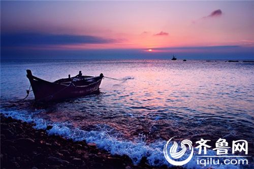 组图:美景相伴吃海鲜 青岛海鲜最正宗十大渔村