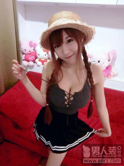 泰国网红棒糖妹成话题美女 身材比例不科学