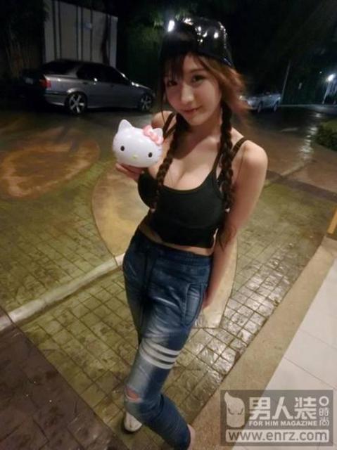 泰国网红棒糖妹成话题美女 身材比例不科学