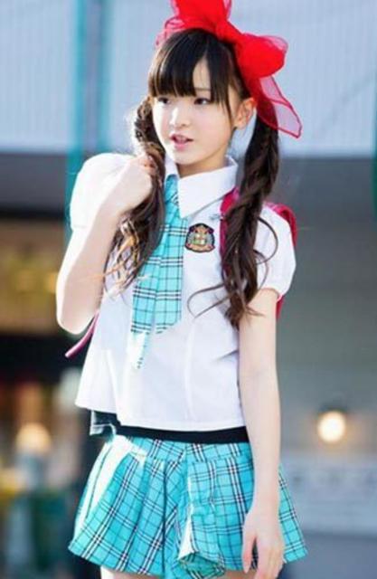 日本小学生女团走红 平均12岁身材美被疑早熟