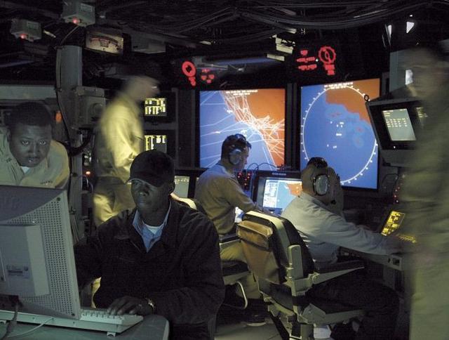 中方罕见公布052D作战指挥中心 性能超美巡洋舰 中方罕见公布052D作战指挥中心 性能超美巡洋舰