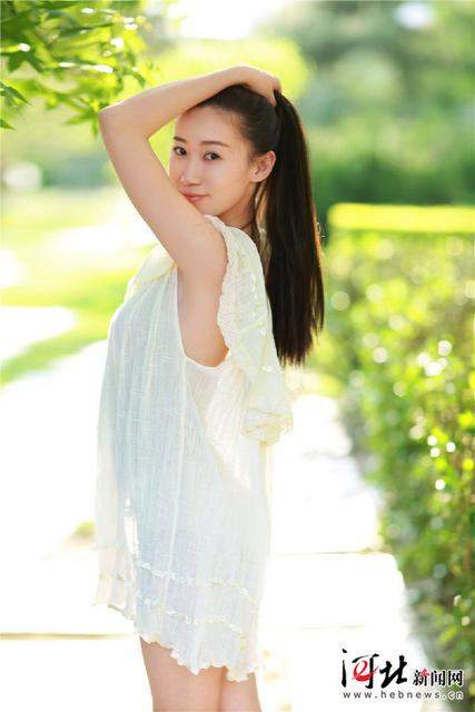 北体校花王越“朝天蹬”走红网络 网友:一字马爆弱了 北体校花王越“朝天蹬”走红网络 网友:一字马爆弱了