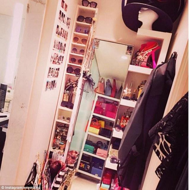 中国女孩豪掷千金炫富 17只爱马仕包排成排 中国女孩豪掷千金炫富 17只爱马仕包排成排