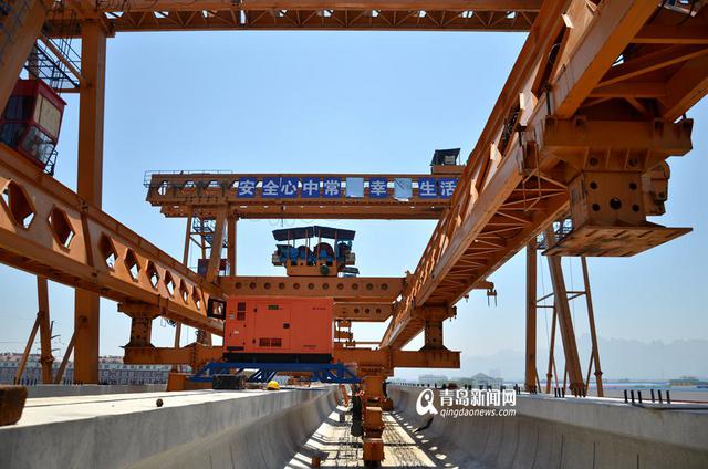 探访地铁13号线:嘉陵江路到董家口只需1小时