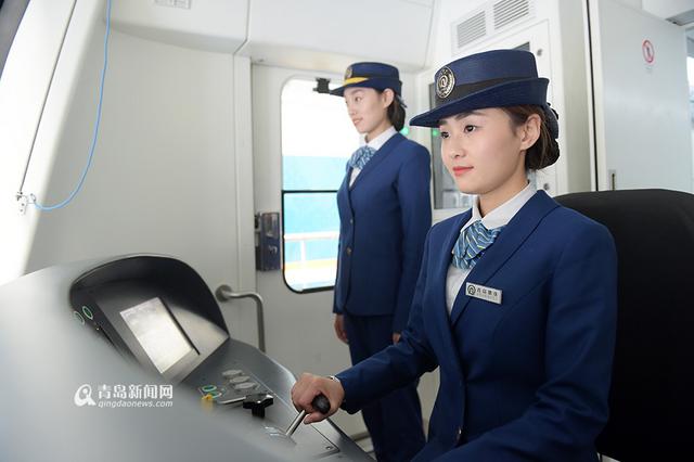 地铁司机姐妹花:我们是靠谱女司机