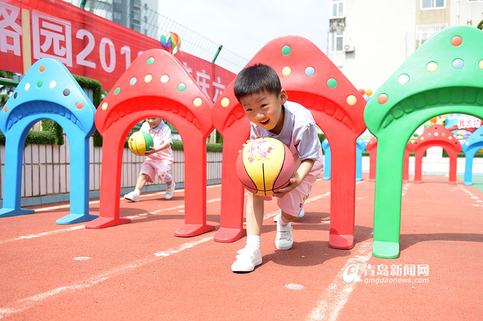 实拍幼儿园运动会 宝宝萌态百出迎六一