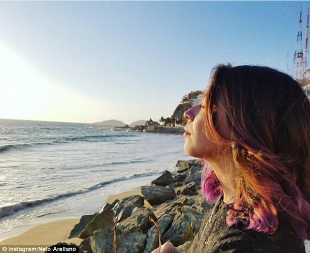 数百女性秀浪漫日落发色 令人惊叹