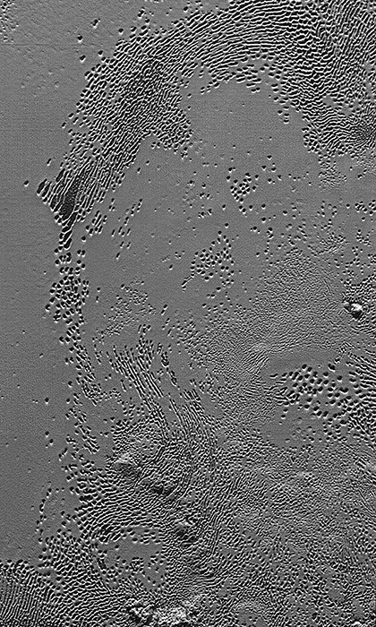 冥王星表面最清晰图像出炉 精细分辨率达80米