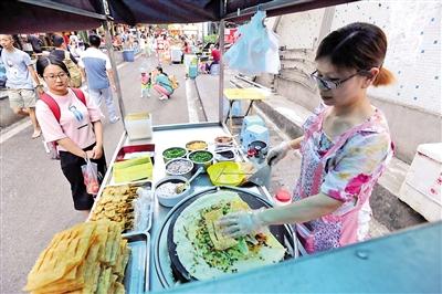 女子日本游学归来卖煎饼 称是大学时梦想(图)